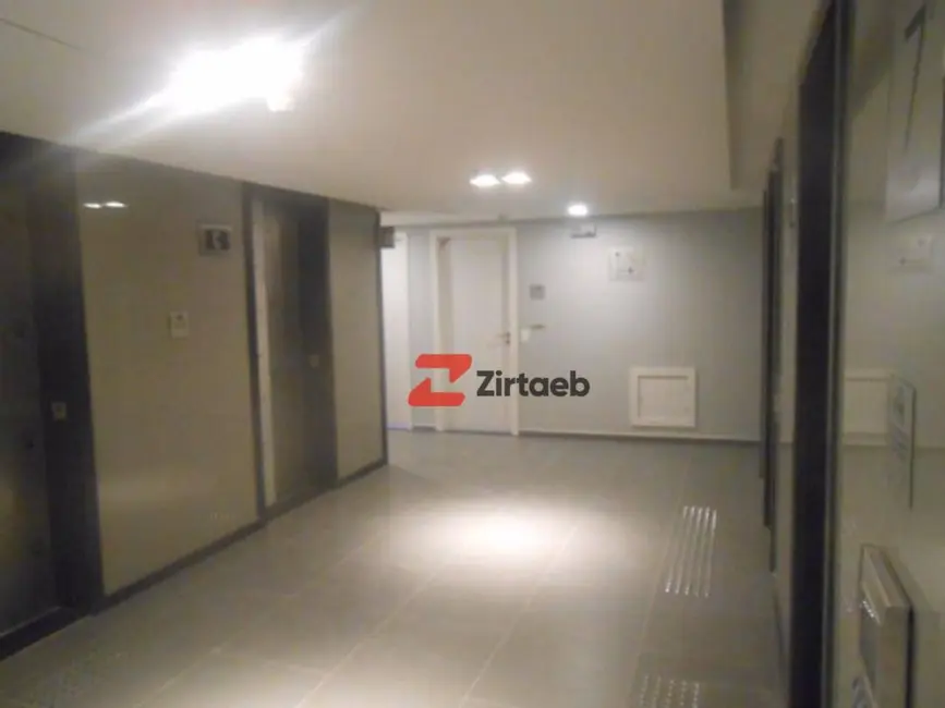 Sala Comercial para alugar, 36m2 em Santo Cristo, Rio De Janeiro - RJ - imagem 3 Foto 3 de Sala Comercial para alugar, 36m2 em Santo Cristo, Rio De Janeiro - RJ