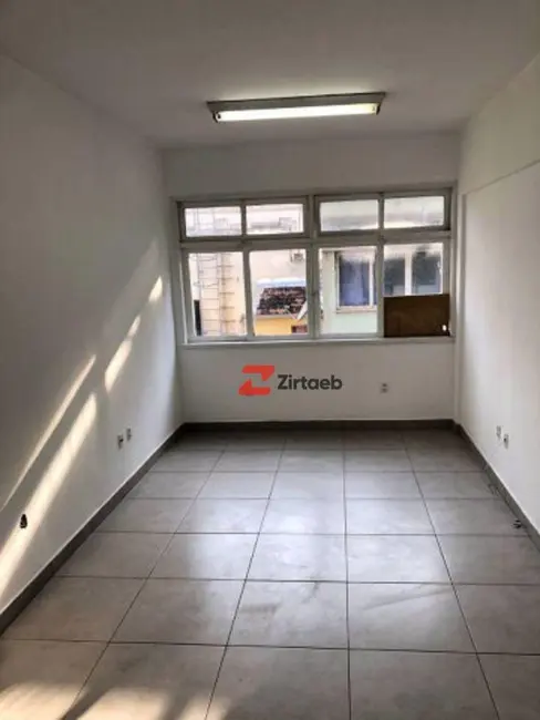 Foto 2 de Sala Comercial para alugar, 31m2 em Centro, Rio De Janeiro - RJ