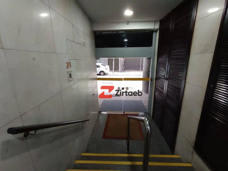 Sala Comercial para alugar, 34m2 em Centro, Rio De Janeiro - RJ - imagem 6 Foto 6 de Sala Comercial para alugar, 34m2 em Centro, Rio De Janeiro - RJ