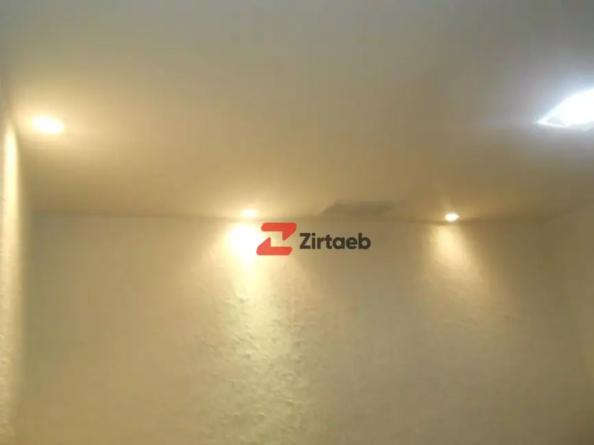 Sala Comercial para alugar, 34m2 em Centro, Rio De Janeiro - RJ - imagem 9 Foto 9 de Sala Comercial para alugar, 34m2 em Centro, Rio De Janeiro - RJ