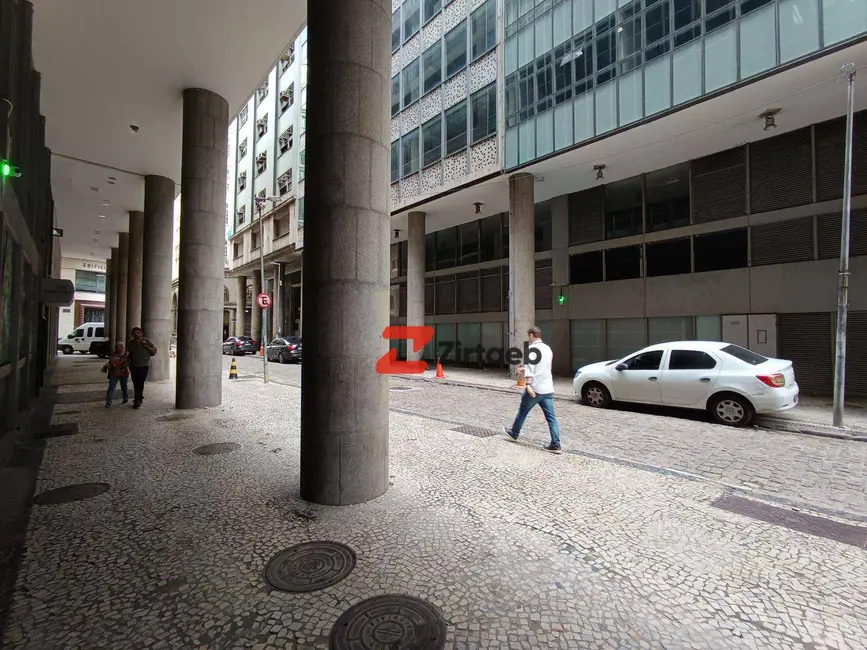Sala Comercial para alugar, 34m2 em Centro, Rio De Janeiro - RJ - imagem 5 Foto 5 de Sala Comercial para alugar, 34m2 em Centro, Rio De Janeiro - RJ