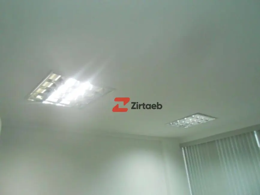 Sala Comercial para alugar, 34m2 em Centro, Rio De Janeiro - RJ - imagem 8 Foto 8 de Sala Comercial para alugar, 34m2 em Centro, Rio De Janeiro - RJ