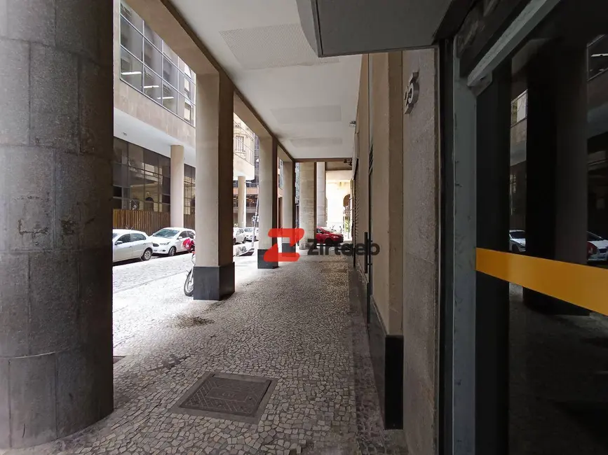 Sala Comercial para alugar, 34m2 em Centro, Rio De Janeiro - RJ - imagem 7 Foto 7 de Sala Comercial para alugar, 34m2 em Centro, Rio De Janeiro - RJ