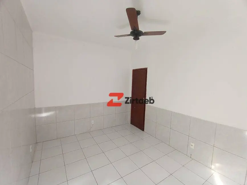 Foto 2 de Casa com 2 quartos para alugar, 250m2 em Taquara, Rio De Janeiro - RJ