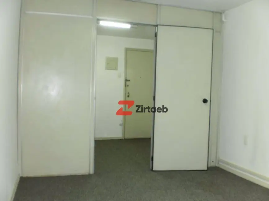 Sala Comercial à venda, 26m2 em Centro, Rio De Janeiro - RJ - imagem 4 Foto 4 de Sala Comercial à venda, 26m2 em Centro, Rio De Janeiro - RJ