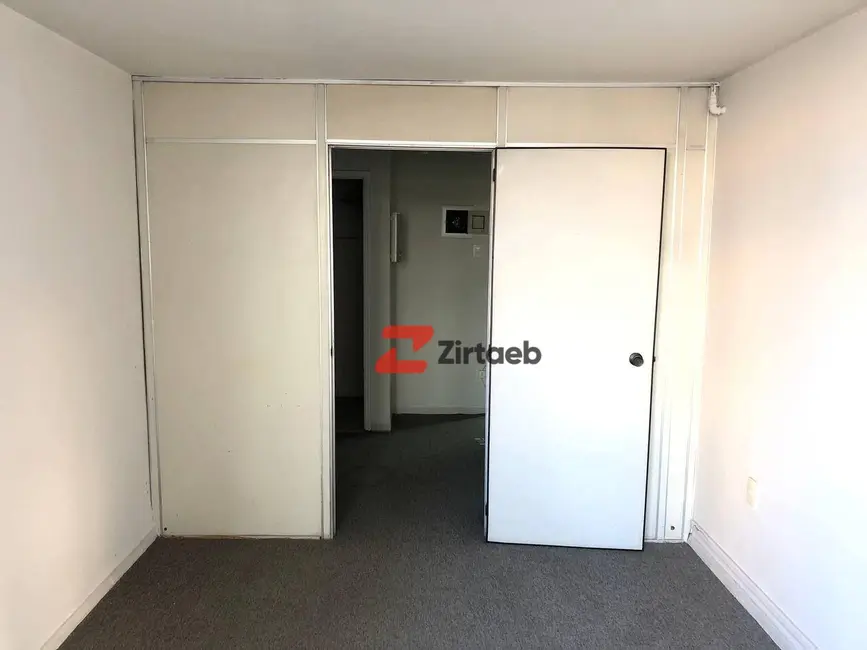 Sala Comercial à venda, 26m2 em Centro, Rio De Janeiro - RJ - imagem 6 Foto 6 de Sala Comercial à venda, 26m2 em Centro, Rio De Janeiro - RJ