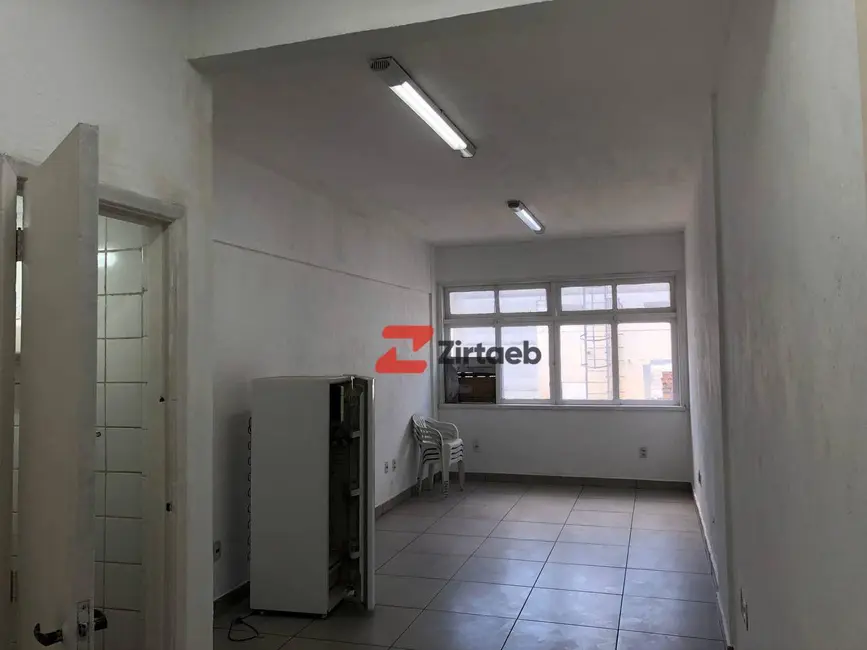 Sala Comercial para alugar, 31m2 em Centro, Rio De Janeiro - RJ - imagem 6 Foto 6 de Sala Comercial para alugar, 31m2 em Centro, Rio De Janeiro - RJ