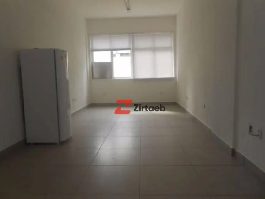 Sala Comercial para alugar, 31m2 em Centro, Rio De Janeiro - RJ - imagem 8 Foto 8 de Sala Comercial para alugar, 31m2 em Centro, Rio De Janeiro - RJ