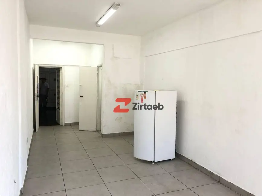 Sala Comercial para alugar, 31m2 em Centro, Rio De Janeiro - RJ - imagem 9 Foto 9 de Sala Comercial para alugar, 31m2 em Centro, Rio De Janeiro - RJ