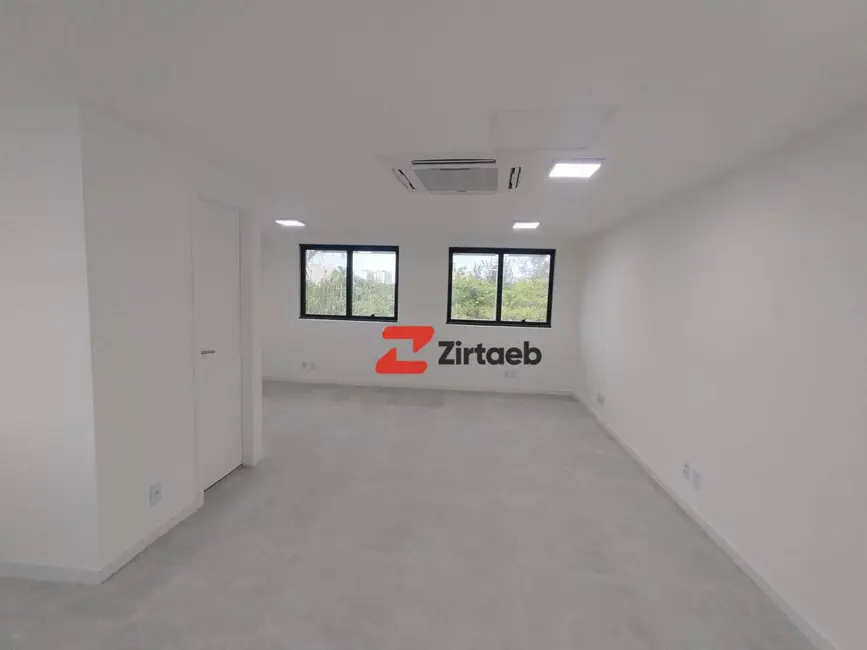 Sala Comercial para alugar, 41m2 em Barra da Tijuca, Rio De Janeiro - RJ - imagem 2 Foto 2 de Sala Comercial para alugar, 41m2 em Barra da Tijuca, Rio De Janeiro - RJ