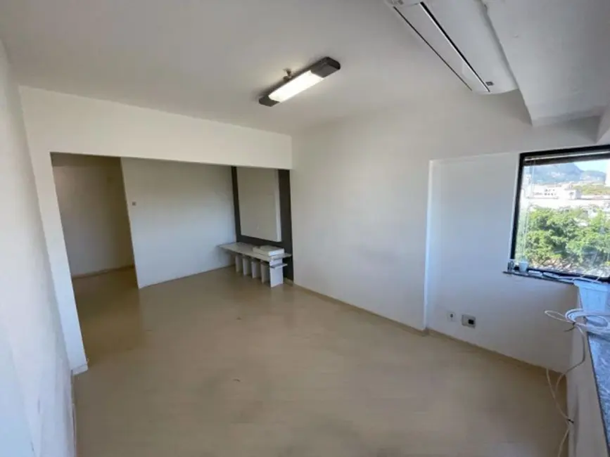 Foto 2 de Sala Comercial para alugar, 28m2 em Barra da Tijuca, Rio De Janeiro - RJ