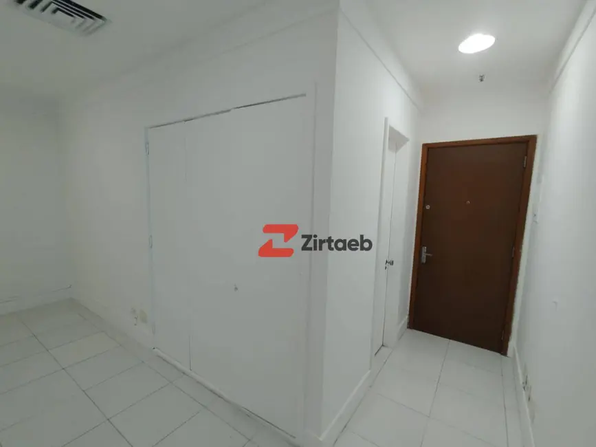 Sala Comercial à venda, 30m2 em Barra da Tijuca, Rio De Janeiro - RJ - imagem 5 Foto 5 de Sala Comercial à venda, 30m2 em Barra da Tijuca, Rio De Janeiro - RJ
