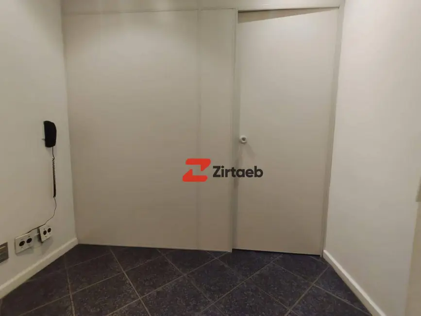 Sala Comercial à venda, 29m2 em Barra da Tijuca, Rio De Janeiro - RJ - imagem 3 Foto 3 de Sala Comercial à venda, 29m2 em Barra da Tijuca, Rio De Janeiro - RJ