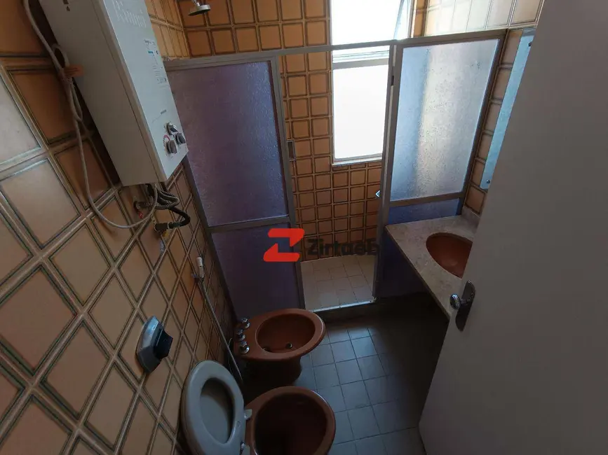 Apartamento com 3 quartos para alugar, 109m2 em Lagoa, Rio De Janeiro - RJ - imagem 7 Foto 7 de Apartamento com 3 quartos para alugar, 109m2 em Lagoa, Rio De Janeiro - RJ