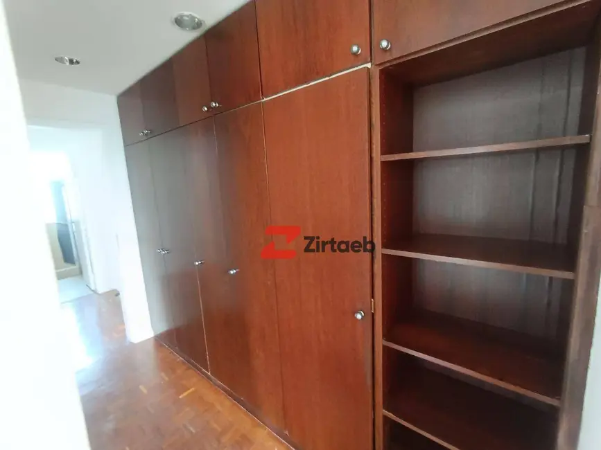 Foto 2 de Apartamento com 3 quartos para alugar, 109m2 em Lagoa, Rio De Janeiro - RJ