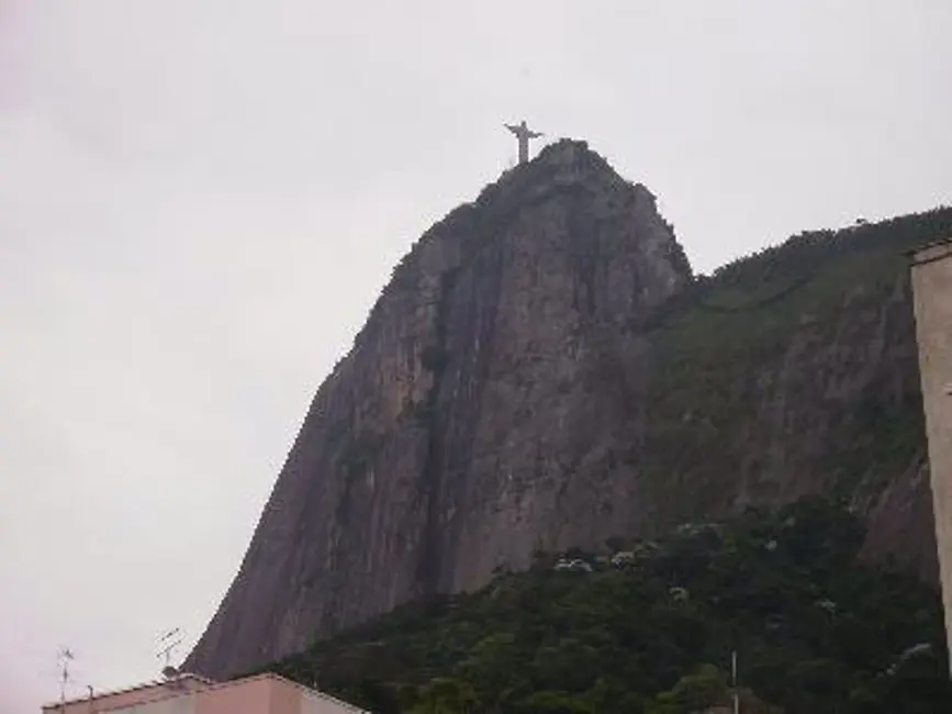 Foto 2 de Apartamento com 1 quarto para alugar, 34m2 em Humaitá, Rio De Janeiro - RJ