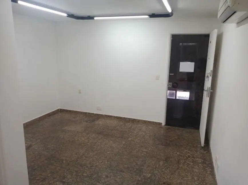 Foto 2 de Sala Comercial para alugar, 48m2 em Recreio dos Bandeirantes, Rio De Janeiro - RJ