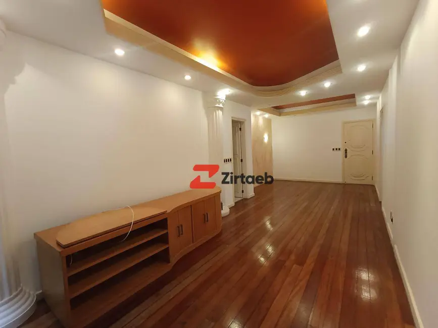 Apartamento com 2 quartos para alugar, 104m2 em Lagoa, Rio De Janeiro - RJ - imagem 4 Foto 4 de Apartamento com 2 quartos para alugar, 104m2 em Lagoa, Rio De Janeiro - RJ