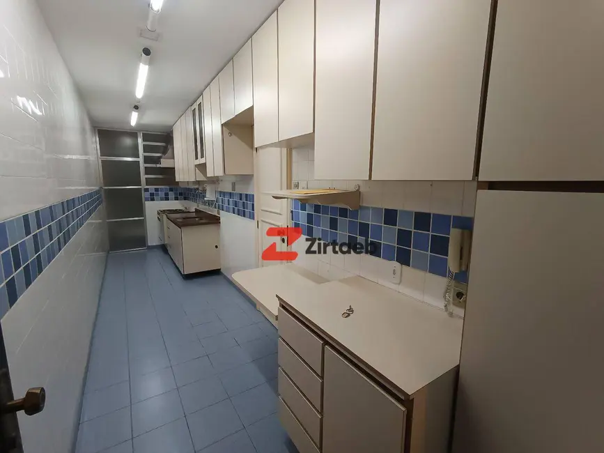 Apartamento com 2 quartos para alugar, 104m2 em Lagoa, Rio De Janeiro - RJ - imagem 9 Foto 9 de Apartamento com 2 quartos para alugar, 104m2 em Lagoa, Rio De Janeiro - RJ