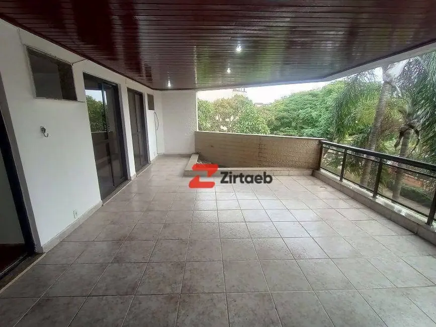 Apartamento com 3 quartos para alugar, 110m2 em Recreio dos Bandeirantes, Rio De Janeiro - RJ - imagem 2 Foto 2 de Apartamento com 3 quartos para alugar, 110m2 em Recreio dos Bandeirantes, Rio De Janeiro - RJ