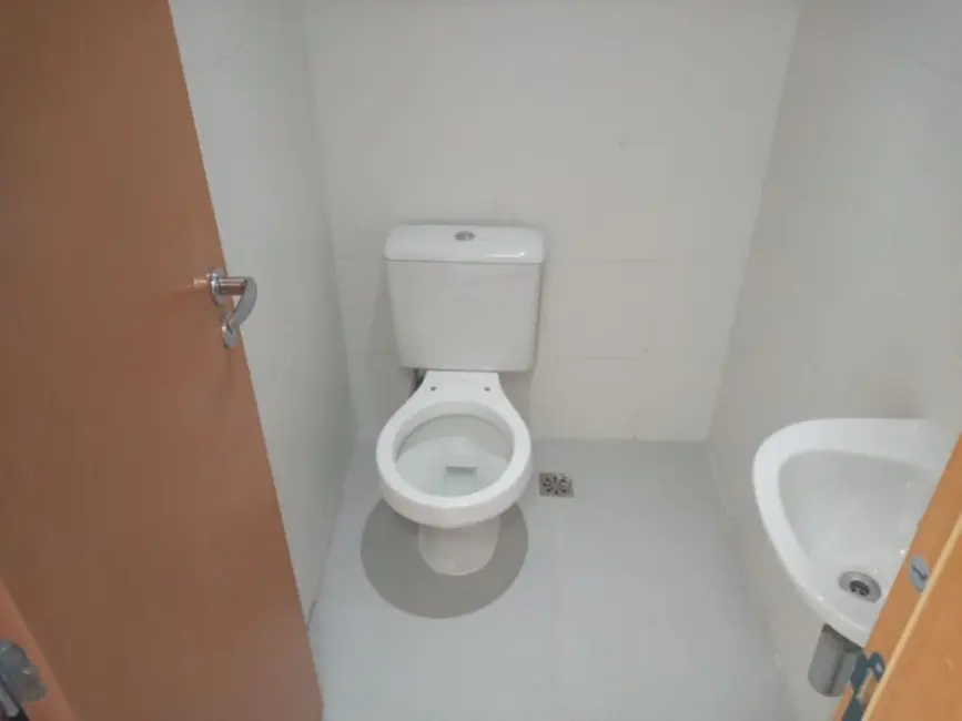 Sala Comercial para alugar, 24m2 em Recreio dos Bandeirantes, Rio De Janeiro - RJ - imagem 6 Foto 6 de Sala Comercial para alugar, 24m2 em Recreio dos Bandeirantes, Rio De Janeiro - RJ