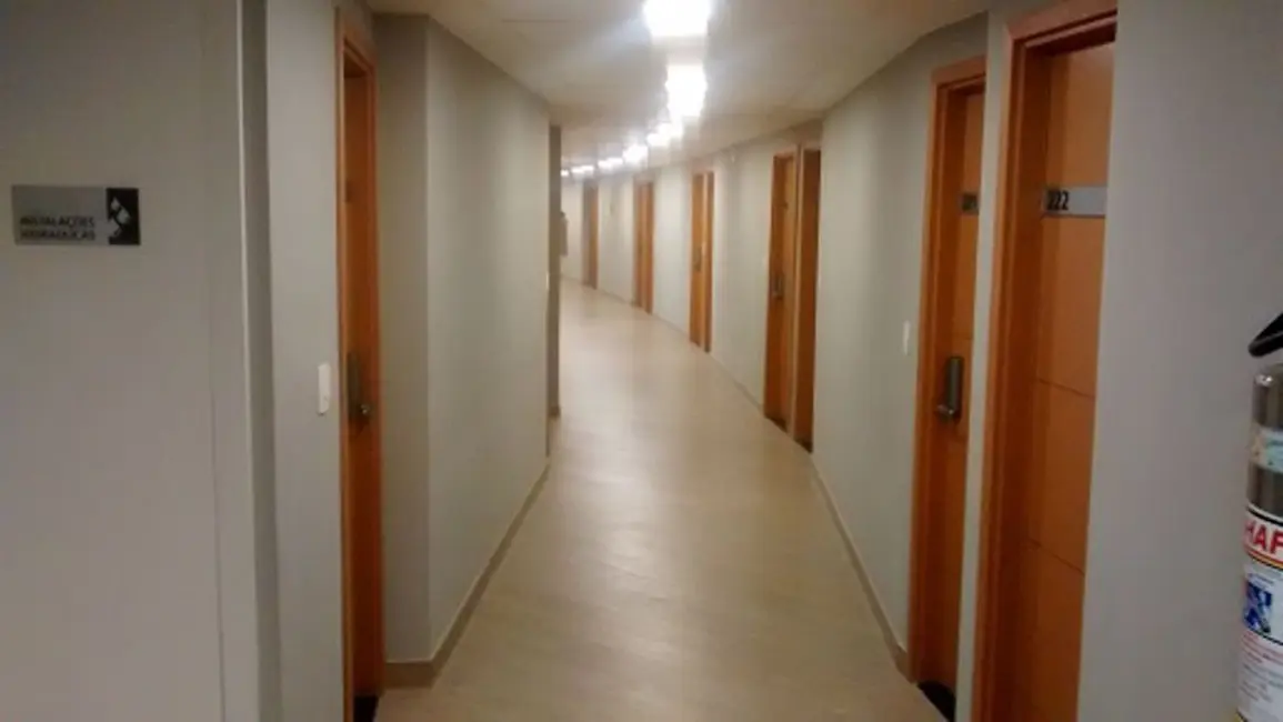 Sala Comercial para alugar, 24m2 em Recreio dos Bandeirantes, Rio De Janeiro - RJ - imagem 5 Foto 5 de Sala Comercial para alugar, 24m2 em Recreio dos Bandeirantes, Rio De Janeiro - RJ