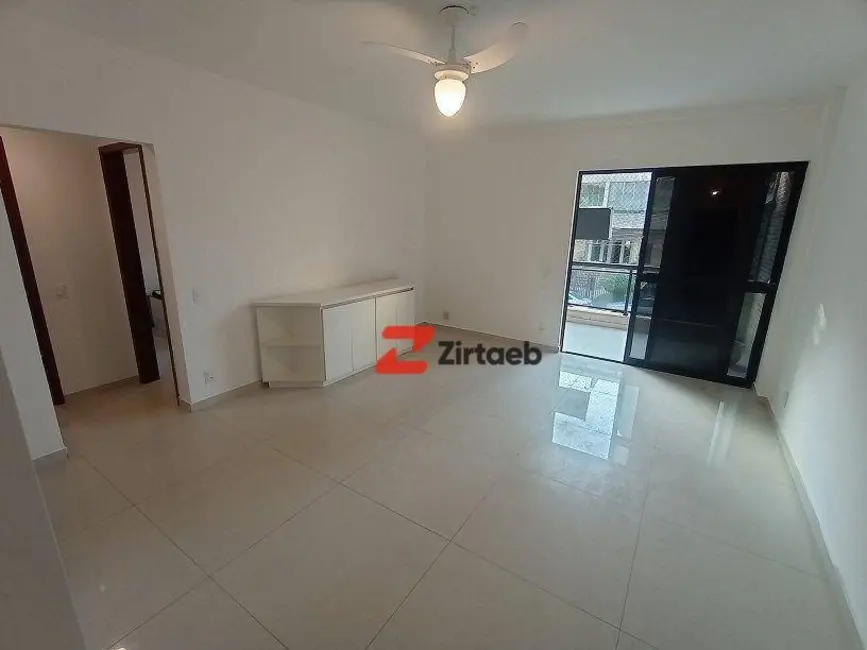 Apartamento com 2 quartos para alugar, 82m2 em Recreio dos Bandeirantes, Rio De Janeiro - RJ - imagem 2 Foto 2 de Apartamento com 2 quartos para alugar, 82m2 em Recreio dos Bandeirantes, Rio De Janeiro - RJ