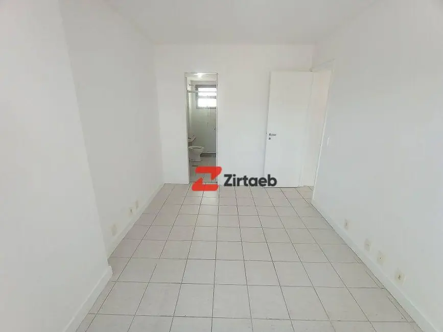 Apartamento com 3 quartos para alugar, 107m2 em Recreio dos Bandeirantes, Rio De Janeiro - RJ - imagem 6 Foto 6 de Apartamento com 3 quartos para alugar, 107m2 em Recreio dos Bandeirantes, Rio De Janeiro - RJ