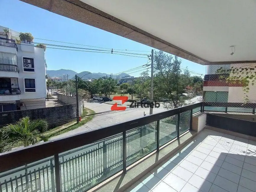 Apartamento com 3 quartos para alugar, 107m2 em Recreio dos Bandeirantes, Rio De Janeiro - RJ - imagem 2 Foto 2 de Apartamento com 3 quartos para alugar, 107m2 em Recreio dos Bandeirantes, Rio De Janeiro - RJ