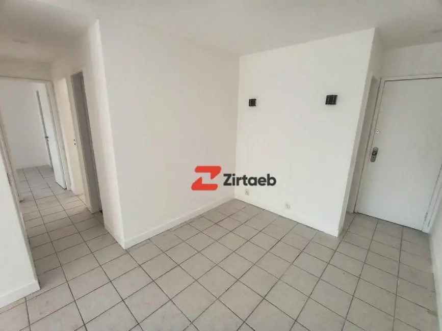 Apartamento com 3 quartos para alugar, 107m2 em Recreio dos Bandeirantes, Rio De Janeiro - RJ - imagem 3 Foto 3 de Apartamento com 3 quartos para alugar, 107m2 em Recreio dos Bandeirantes, Rio De Janeiro - RJ