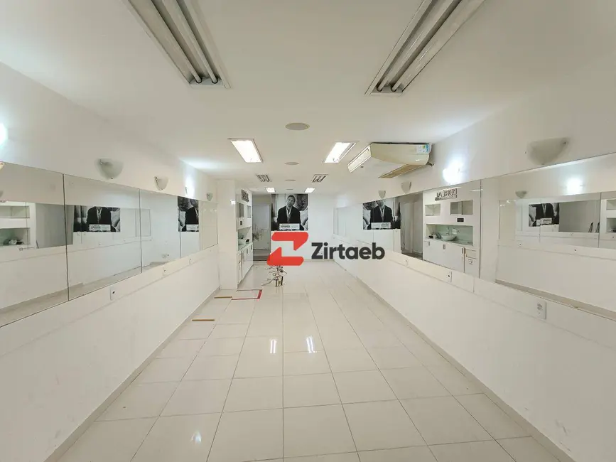 Loja para alugar, 250m2 em Tijuca, Rio De Janeiro - RJ - imagem 3 Foto 3 de Loja para alugar, 250m2 em Tijuca, Rio De Janeiro - RJ