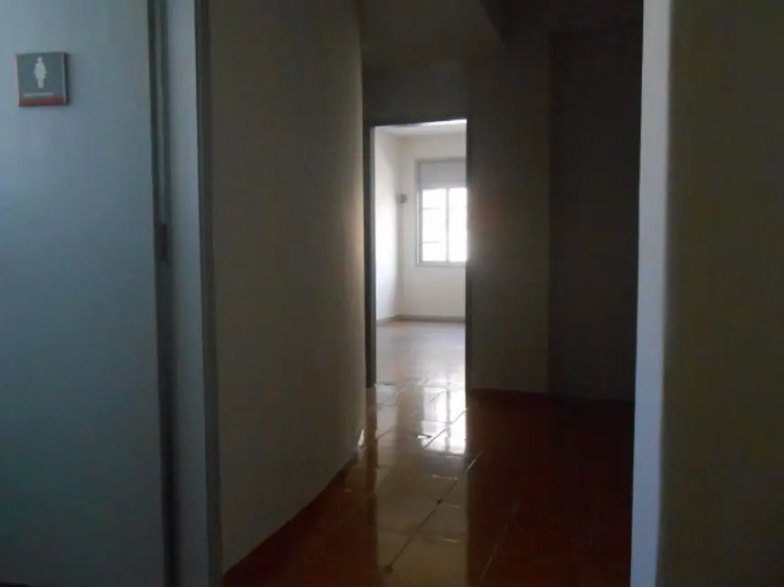 Sala Comercial para alugar, 240m2 em São Cristóvão, Rio De Janeiro - RJ - imagem 9 Foto 9 de Sala Comercial para alugar, 240m2 em São Cristóvão, Rio De Janeiro - RJ