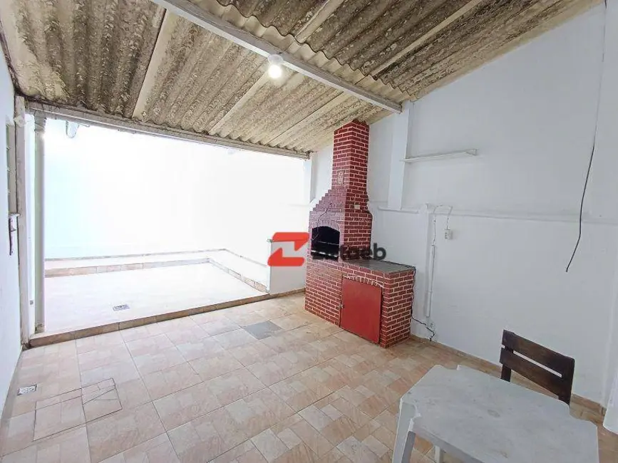 Casa com 2 quartos para alugar, 200m2 em Todos os Santos, Rio De Janeiro - RJ - imagem 9 Foto 9 de Casa com 2 quartos para alugar, 200m2 em Todos os Santos, Rio De Janeiro - RJ