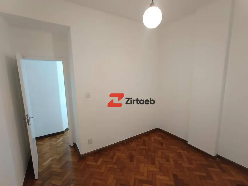 Apartamento com 2 quartos à venda, 63m2 em Copacabana, Rio De Janeiro - RJ - imagem 3 Foto 3 de Apartamento com 2 quartos à venda, 63m2 em Copacabana, Rio De Janeiro - RJ