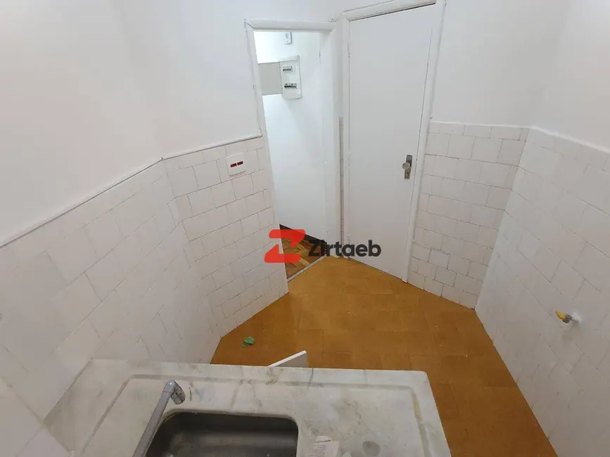 Apartamento com 2 quartos à venda, 63m2 em Copacabana, Rio De Janeiro - RJ - imagem 9 Foto 9 de Apartamento com 2 quartos à venda, 63m2 em Copacabana, Rio De Janeiro - RJ