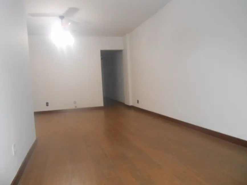 Foto 2 de Apartamento com 3 quartos para alugar, 142m2 em Tijuca, Rio De Janeiro - RJ