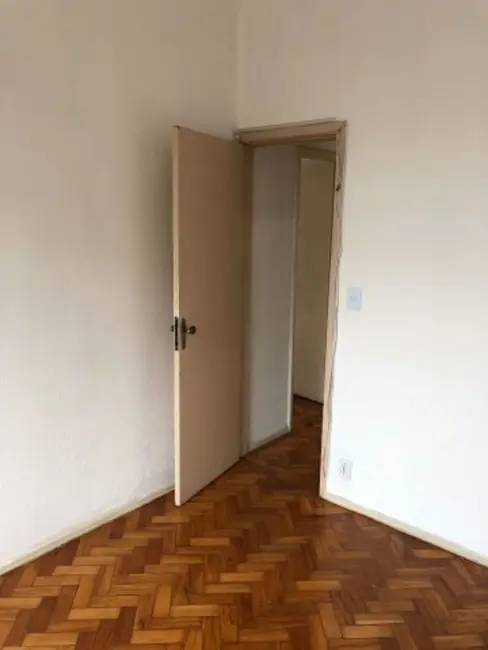 Apartamento com 2 quartos para alugar, 62m2 em Vila Isabel, Rio De Janeiro - RJ - imagem 5 Foto 5 de Apartamento com 2 quartos para alugar, 62m2 em Vila Isabel, Rio De Janeiro - RJ