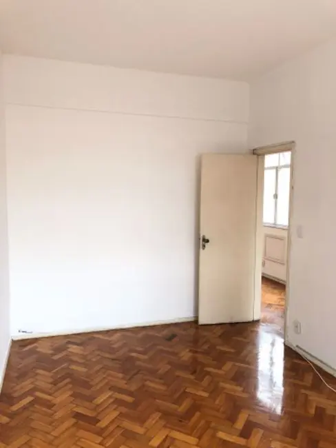 Apartamento com 2 quartos para alugar, 62m2 em Vila Isabel, Rio De Janeiro - RJ - imagem 2 Foto 2 de Apartamento com 2 quartos para alugar, 62m2 em Vila Isabel, Rio De Janeiro - RJ