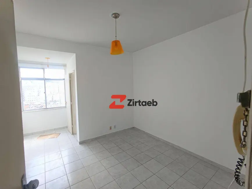 Foto 1 de Apartamento com 1 quarto para alugar, 20m2 em Centro, Rio De Janeiro - RJ