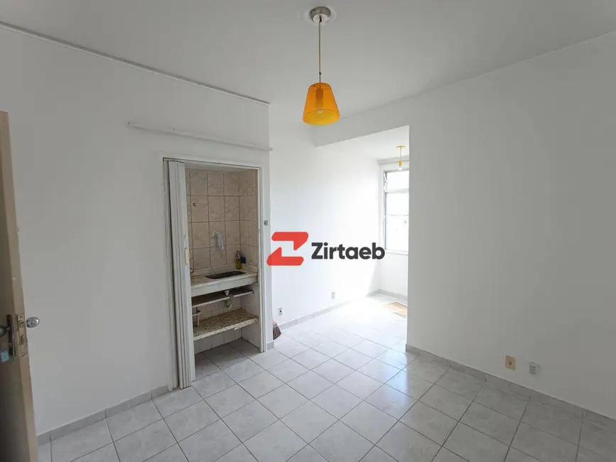 Foto 4 de Apartamento com 1 quarto para alugar, 20m2 em Centro, Rio De Janeiro - RJ