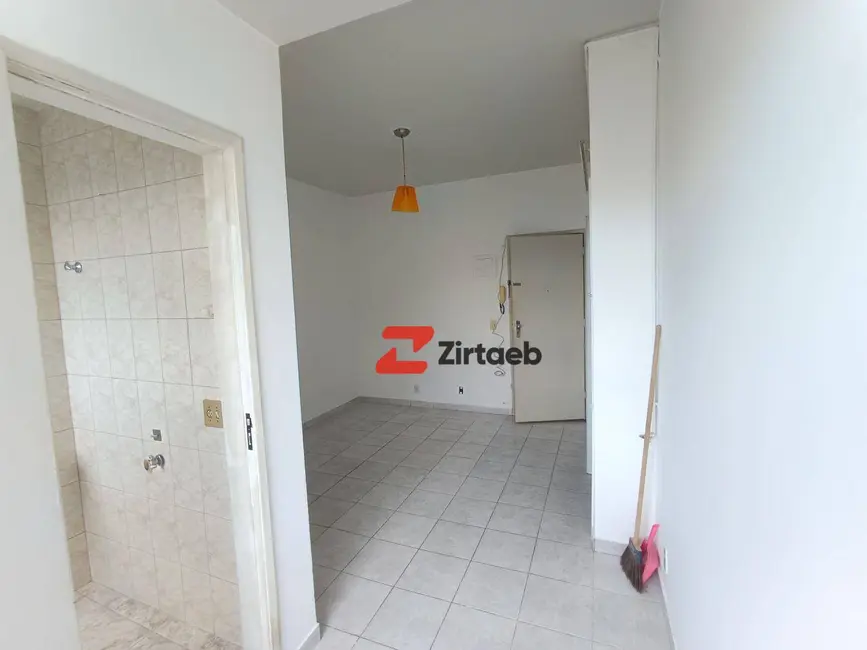 Foto 5 de Apartamento com 1 quarto para alugar, 20m2 em Centro, Rio De Janeiro - RJ