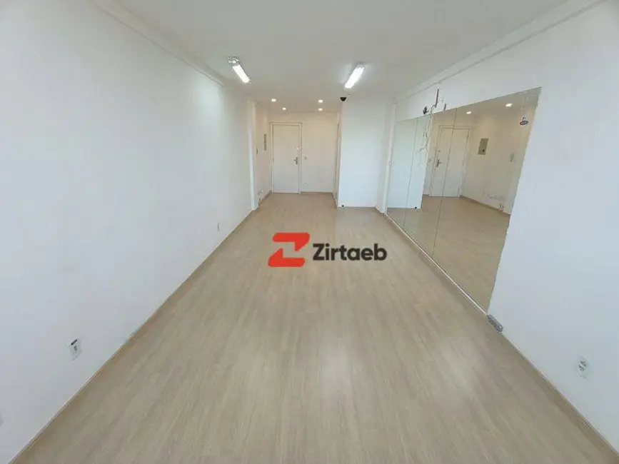 Sala Comercial para alugar, 33m2 em Recreio dos Bandeirantes, Rio De Janeiro - RJ - imagem 7 Foto 7 de Sala Comercial para alugar, 33m2 em Recreio dos Bandeirantes, Rio De Janeiro - RJ