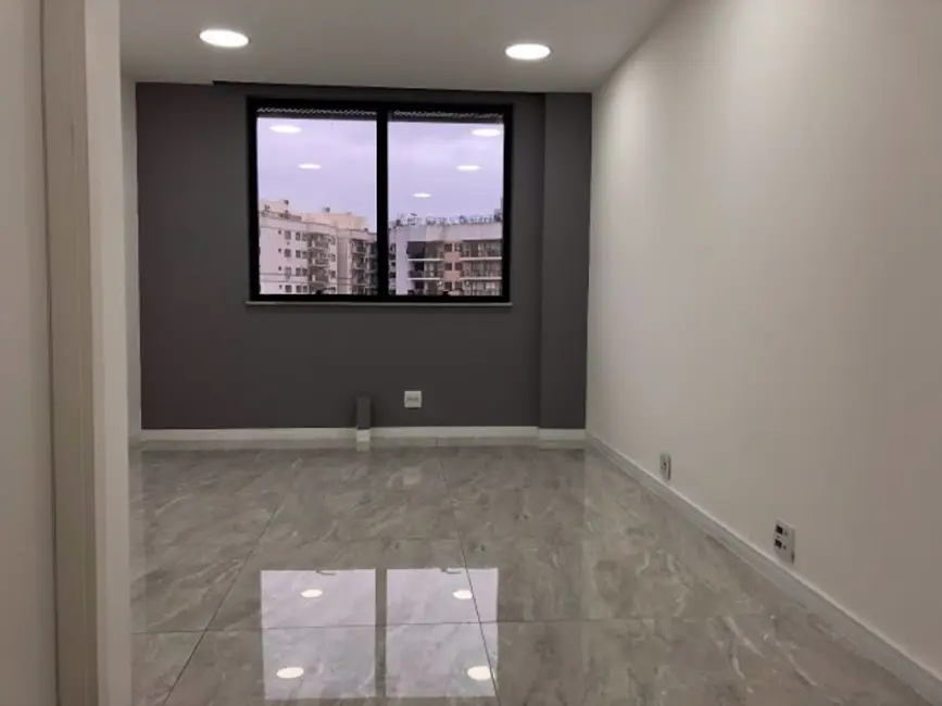 Foto 1 de Sala Comercial para alugar, 20m2 em São Cristóvão, Rio De Janeiro - RJ
