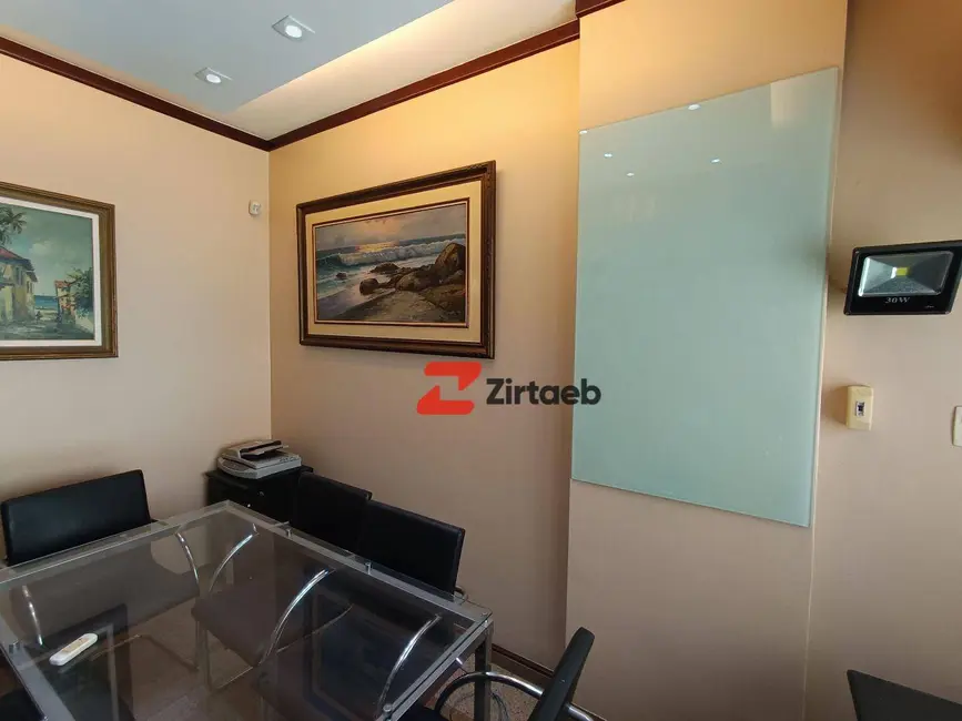 Sala Comercial para alugar, 39m2 em Centro, Rio De Janeiro - RJ - imagem 4 Foto 4 de Sala Comercial para alugar, 39m2 em Centro, Rio De Janeiro - RJ