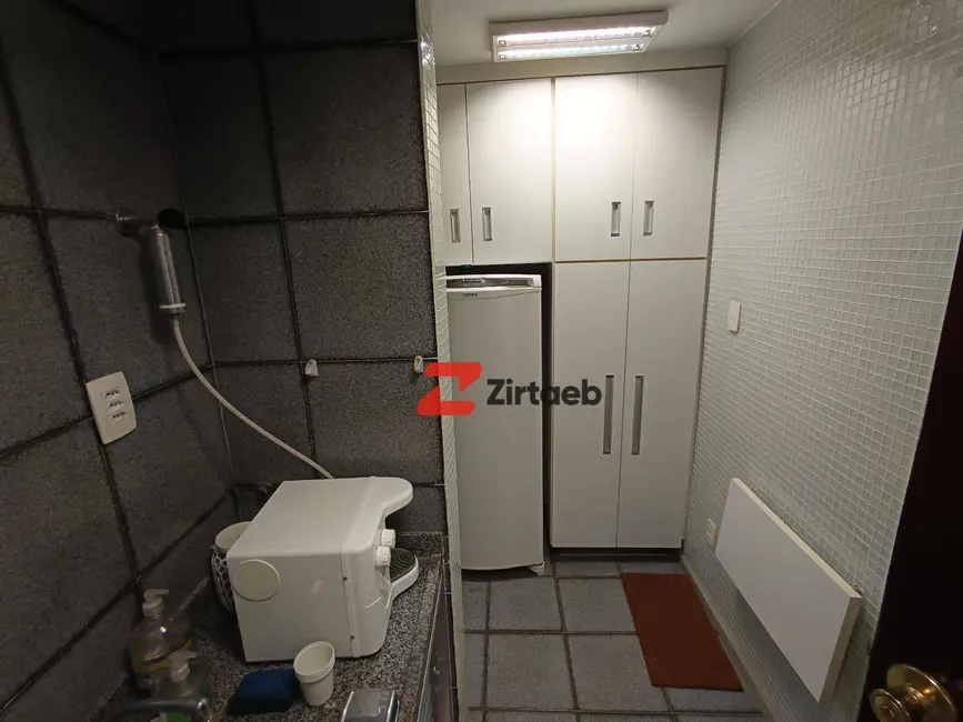 Sala Comercial para alugar, 39m2 em Centro, Rio De Janeiro - RJ - imagem 9 Foto 9 de Sala Comercial para alugar, 39m2 em Centro, Rio De Janeiro - RJ