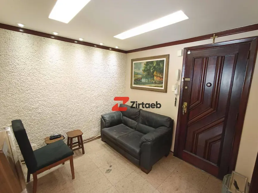 Sala Comercial para alugar, 39m2 em Centro, Rio De Janeiro - RJ - imagem 1 Foto 1 de Sala Comercial para alugar, 39m2 em Centro, Rio De Janeiro - RJ