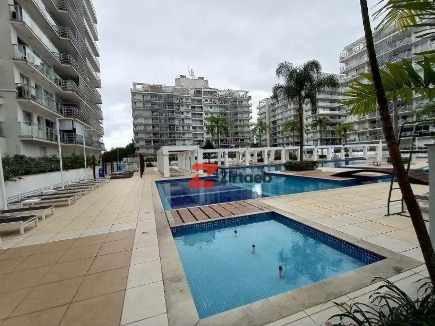Apartamento com 3 quartos para alugar, 87m2 em Recreio dos Bandeirantes, Rio De Janeiro - RJ - imagem 1 Foto 1 de Apartamento com 3 quartos para alugar, 87m2 em Recreio dos Bandeirantes, Rio De Janeiro - RJ