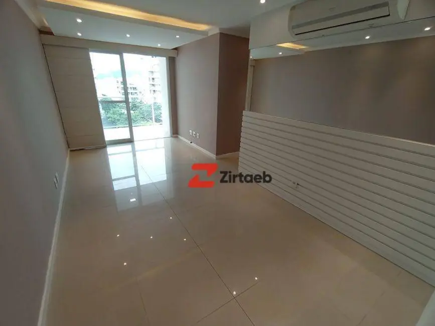 Apartamento com 3 quartos para alugar, 87m2 em Recreio dos Bandeirantes, Rio De Janeiro - RJ - imagem 6 Foto 6 de Apartamento com 3 quartos para alugar, 87m2 em Recreio dos Bandeirantes, Rio De Janeiro - RJ