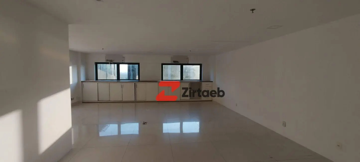 Sala Comercial para alugar, 72m2 em Barra da Tijuca, Rio De Janeiro - RJ - imagem 2 Foto 2 de Sala Comercial para alugar, 72m2 em Barra da Tijuca, Rio De Janeiro - RJ