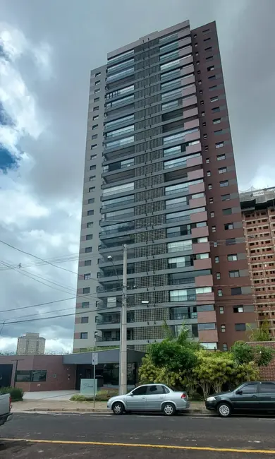 Foto 1 de Apartamento com 3 quartos para alugar, 190m2 em Franca - SP